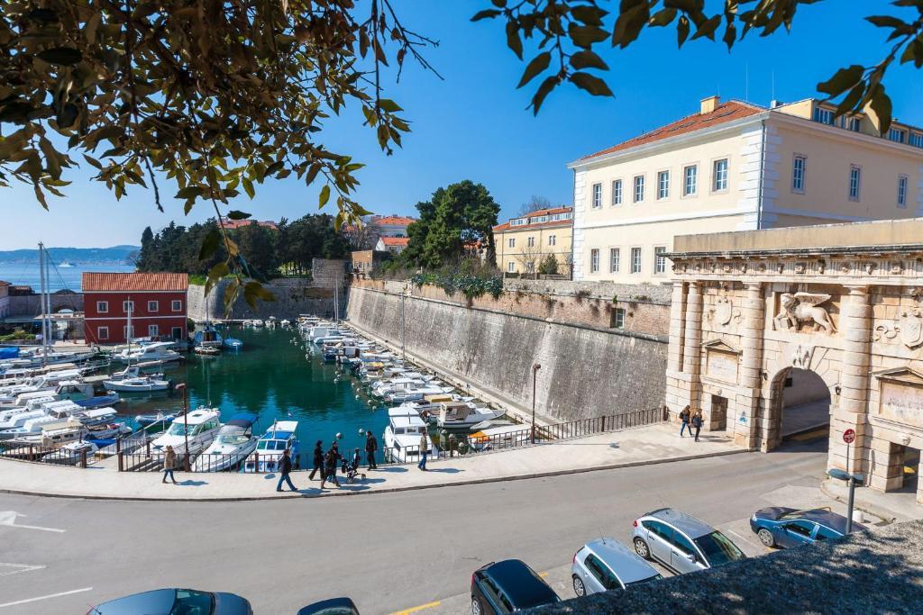 Apartments Kalelarga Zadar Exterior photo